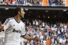 全场最震撼投篮，全场最震撼投篮视频