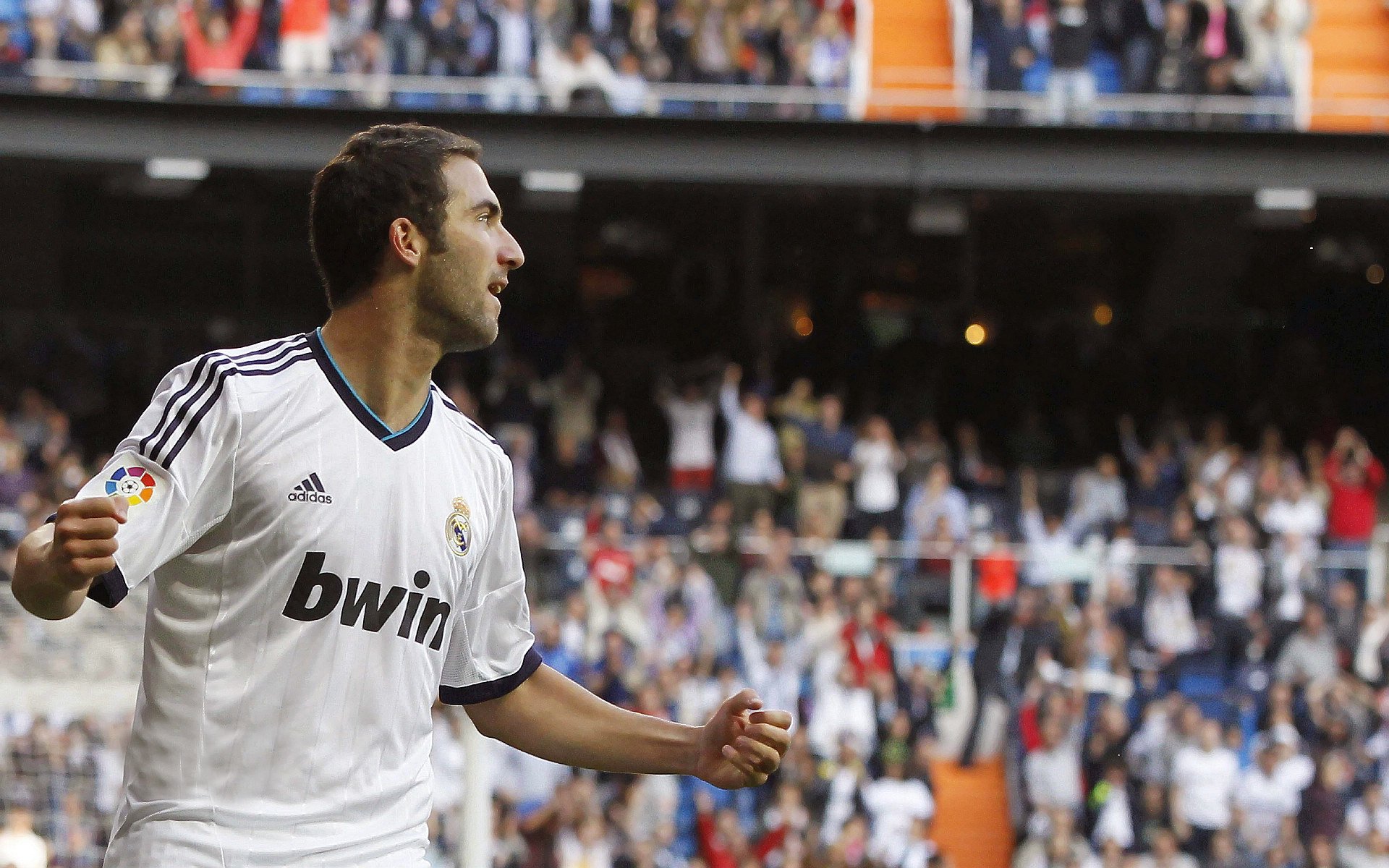 全场最震撼投篮，全场最震撼投篮视频